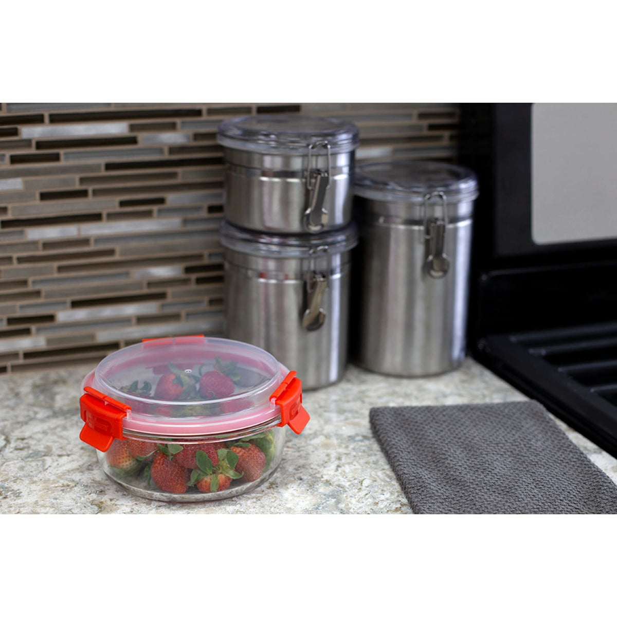 Home Basics Round 32 oz. Glass Food Storage Container with Red Lid, Clear, FOOD PREP