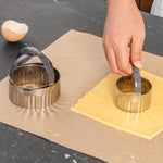 Load image into Gallery viewer, Baker&#39;s Secret 3-Piece Round Scalloped Cookie Cutters $4.00 EACH, CASE PACK OF 48
