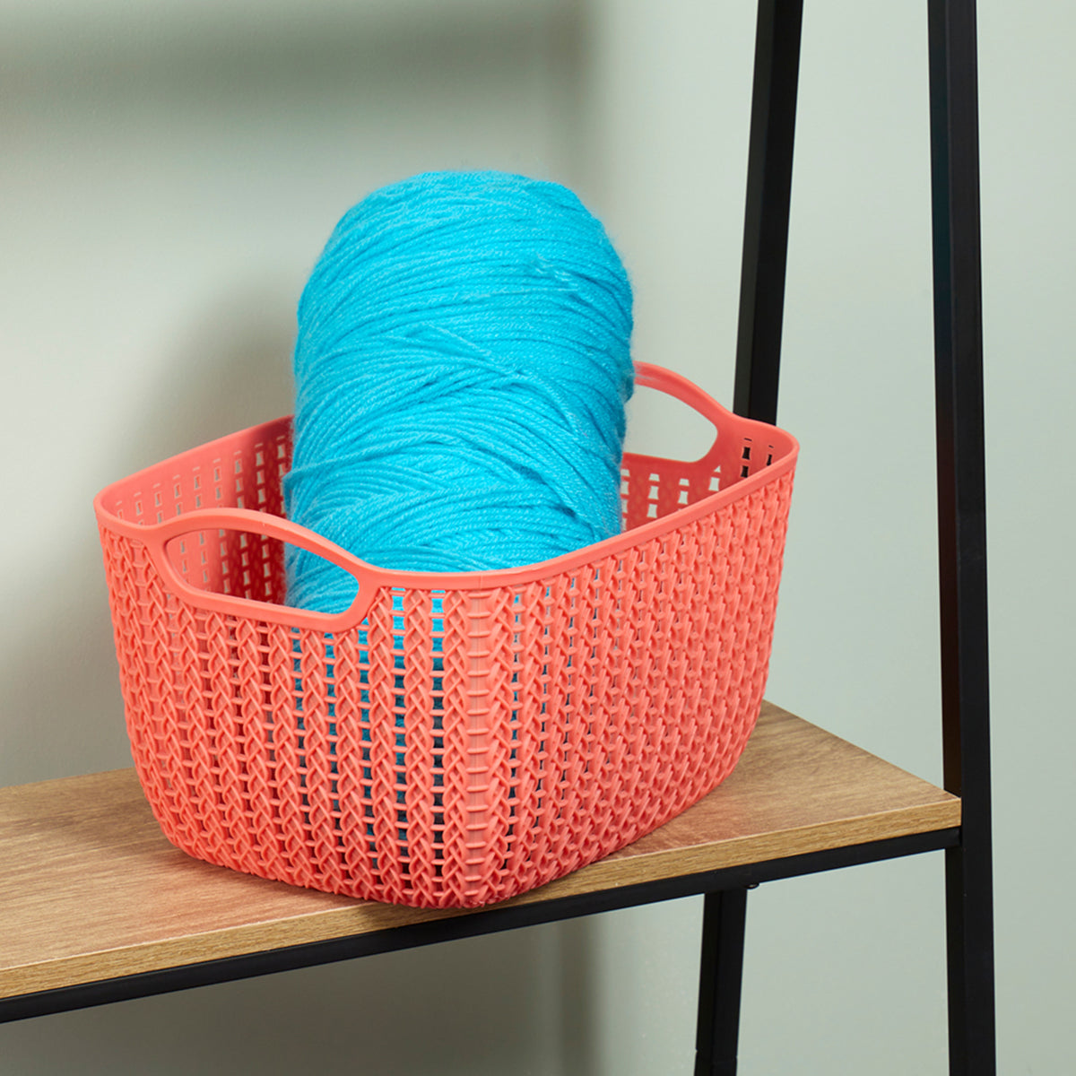 Home Basics Large Crochet Plastic Basket, STORAGE ORGANIZATION