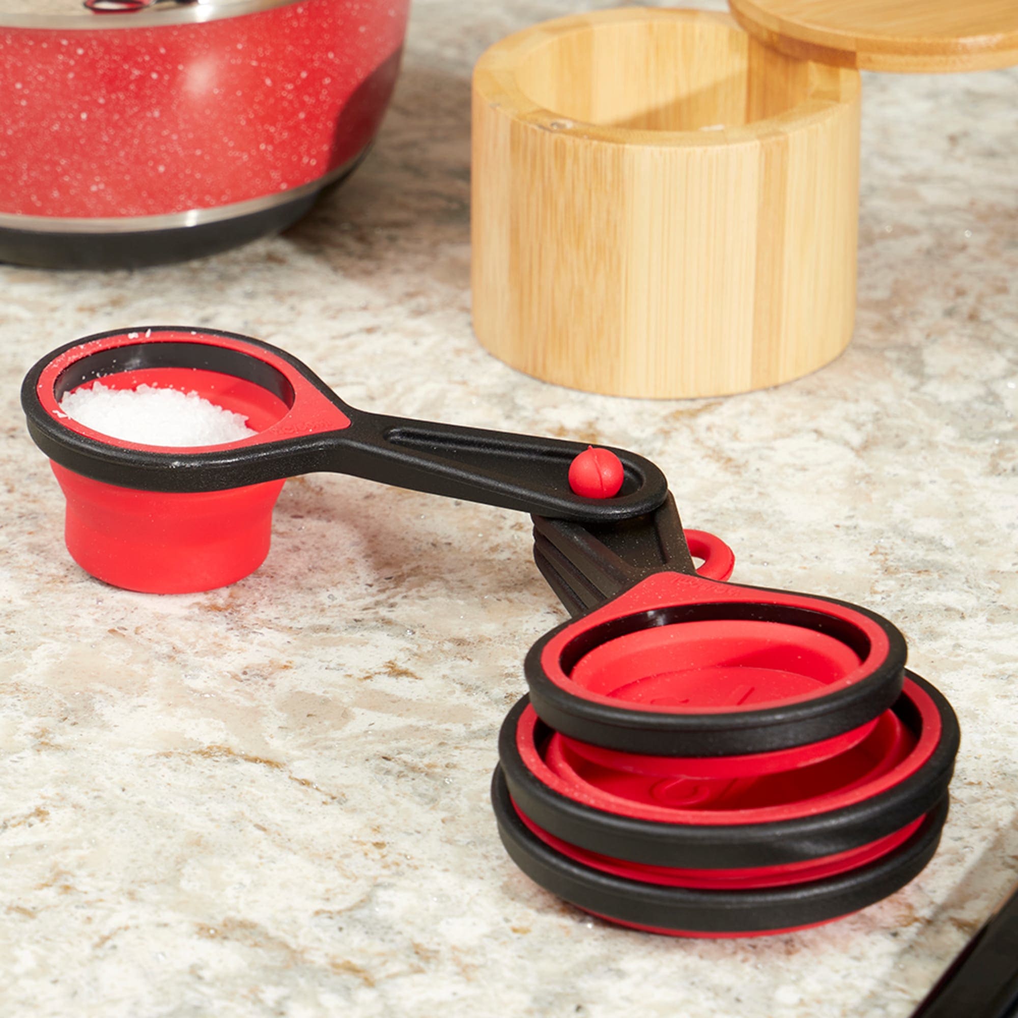 Home Basics 4 Piece Collapsible Measuring Cups $5.00 EACH, CASE PACK OF 24