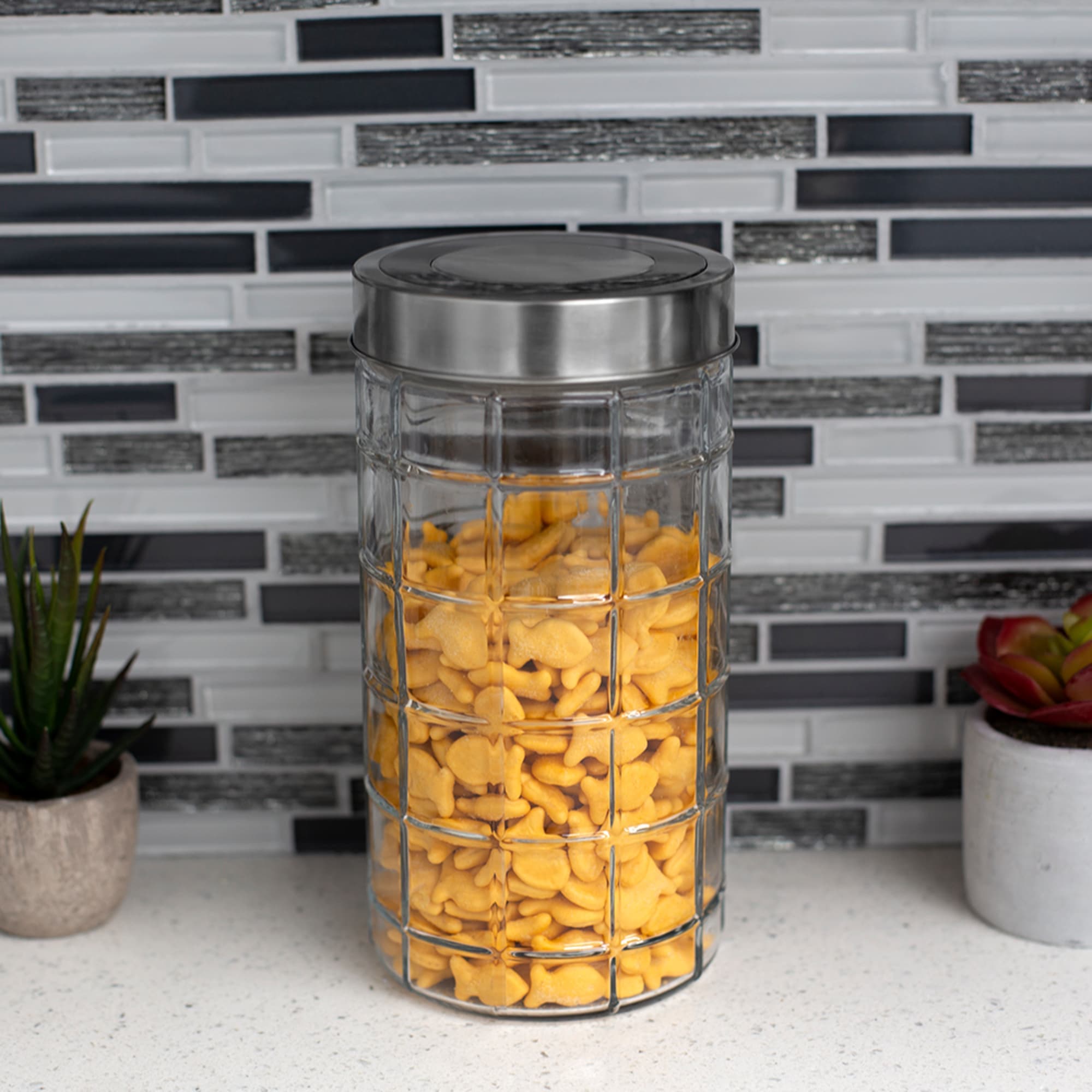 Home Basics Chex Collection 52 oz. Large Glass Canister $3.50 EACH, CASE PACK OF 12